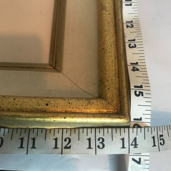 Gold Leaf Wood Wall Mount Art Frame With Linen Insert 14" x 16" - Picture 6 of 7